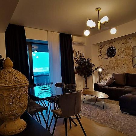 Prime Location, Sea View Flat Near The Beach Constanta Exterior photo