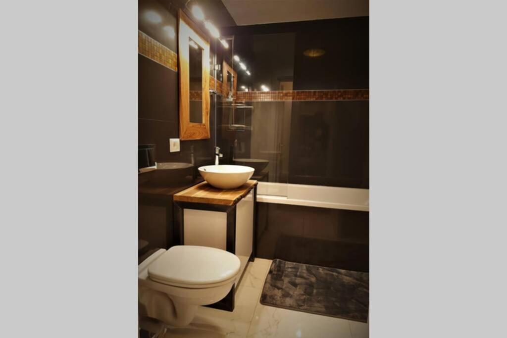 Prime Location, Sea View Flat Near The Beach Constanta Exterior photo